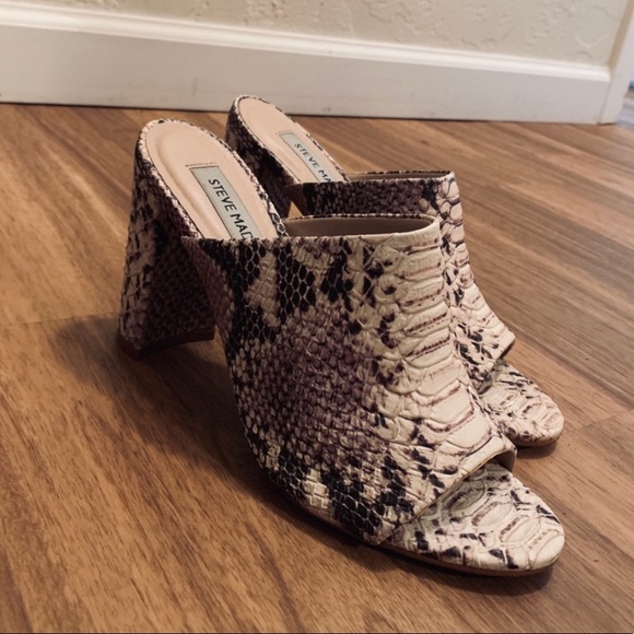 Steve Madden Block Heels / Mules - Picture 2 of 4